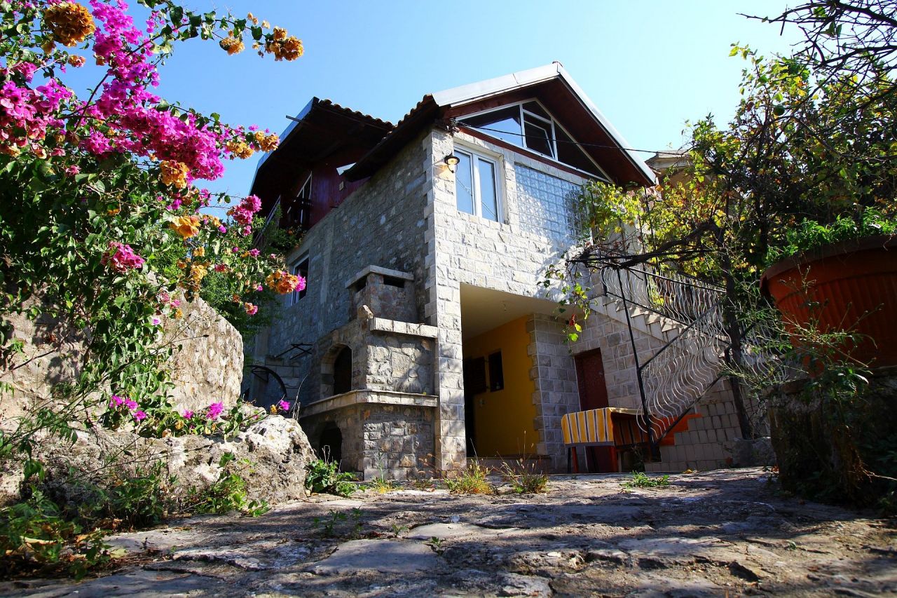 Дом в Радовичах, Черногория, 120 м2 - фото 1