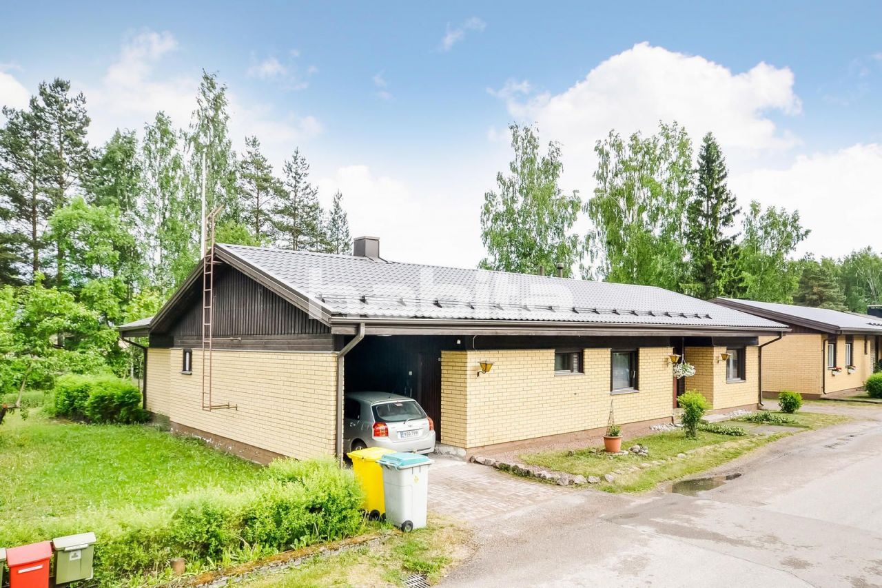 Дом в Котке, Финляндия, 131 м2 - фото 1