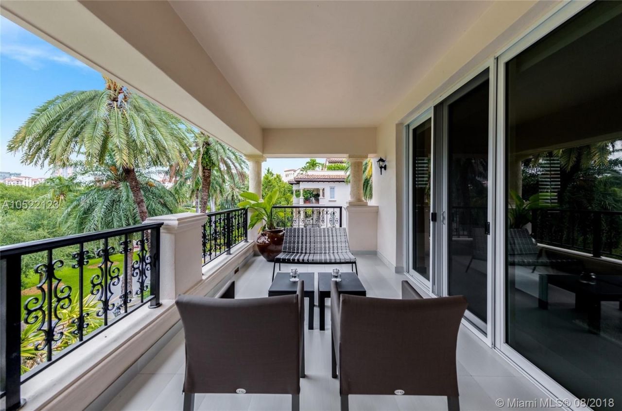 Квартира в Майами, США, 140 м² - фото 9