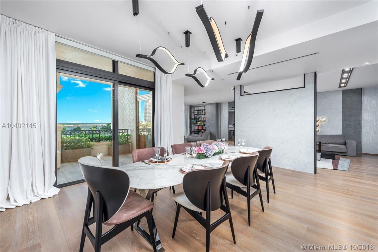 Квартира в Майами, США, 370 м² - фото 6