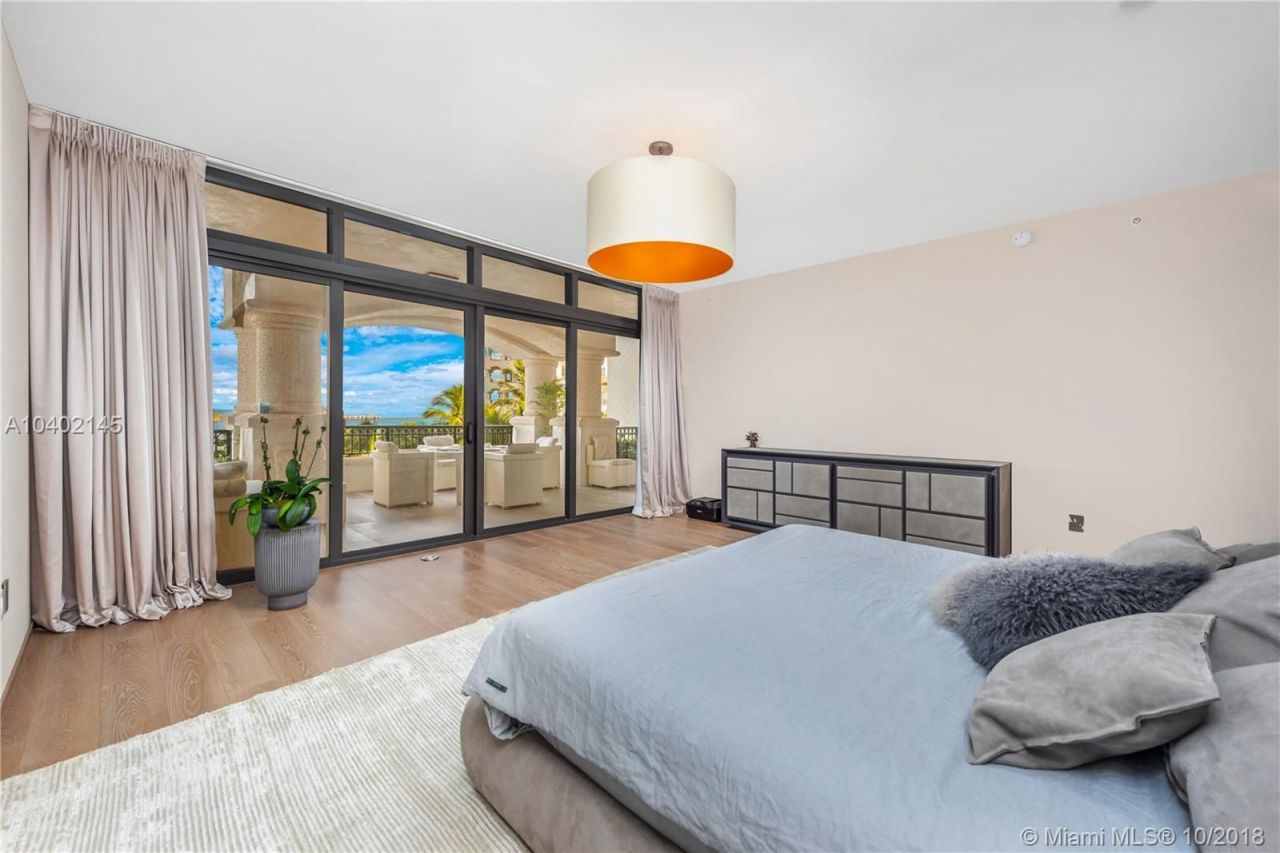 Квартира в Майами, США, 370 м² - фото 4