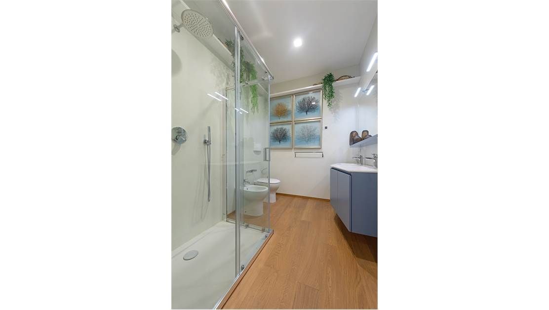 Вилла у озера Гарда, Италия, 400 м² - фото 13