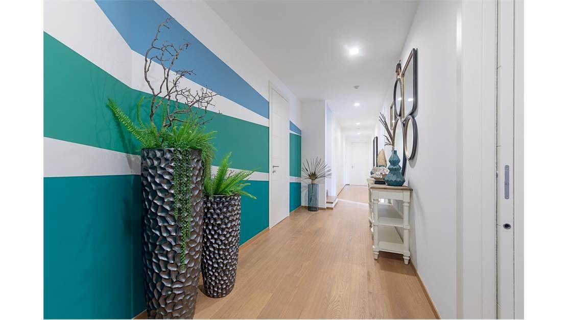 Вилла у озера Гарда, Италия, 400 м² - фото 10