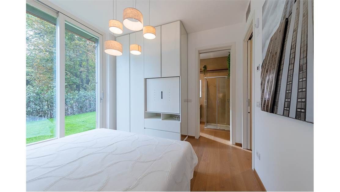 Вилла у озера Гарда, Италия, 400 м² - фото 15