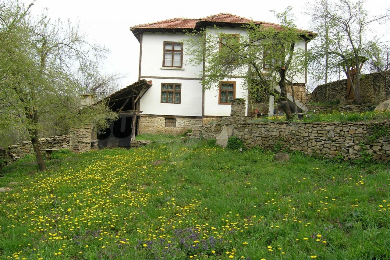 Дом в Габрово, Болгария, 94 м2 - фото 1