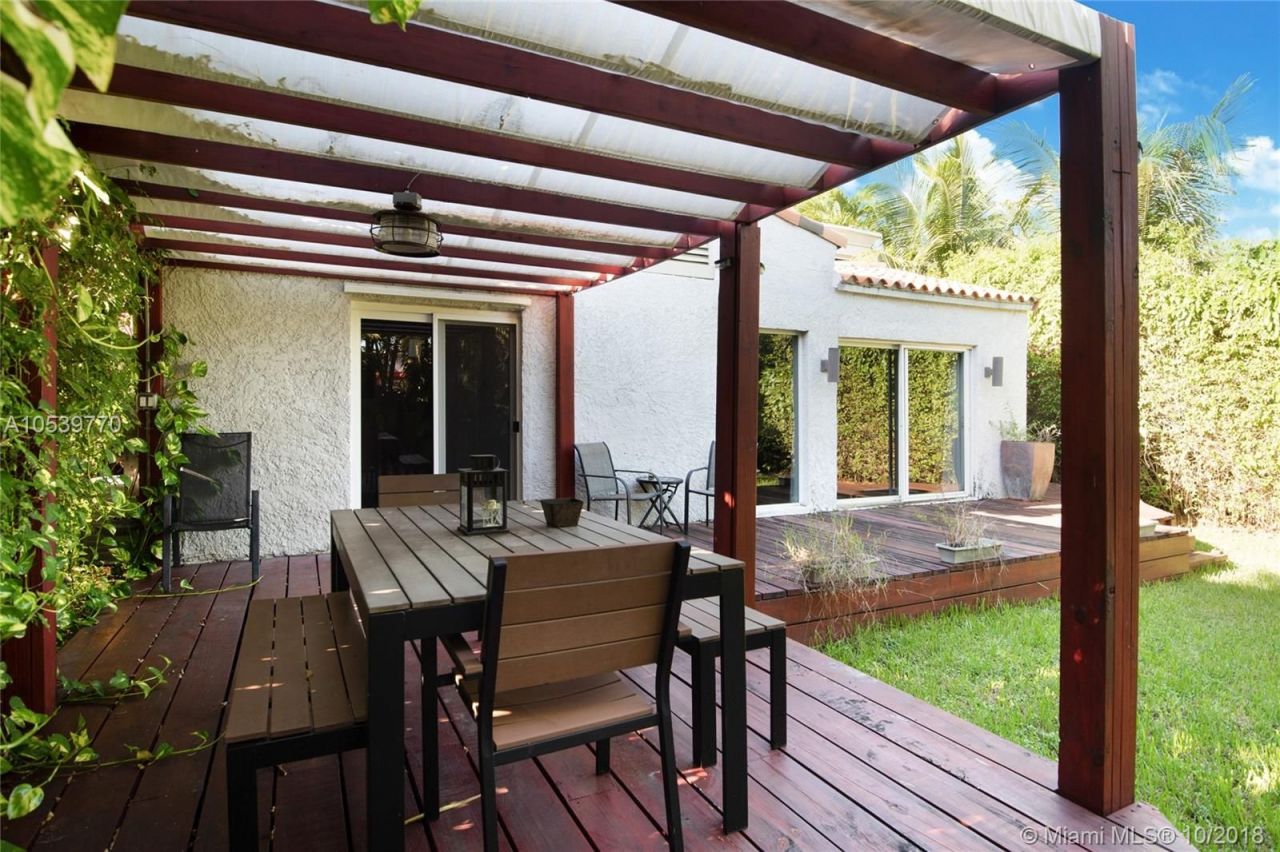 Дом в Майами, США, 200 м² - фото 3