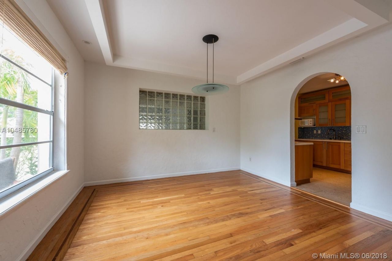 Дом в Майами, США, 150 м² - фото 12