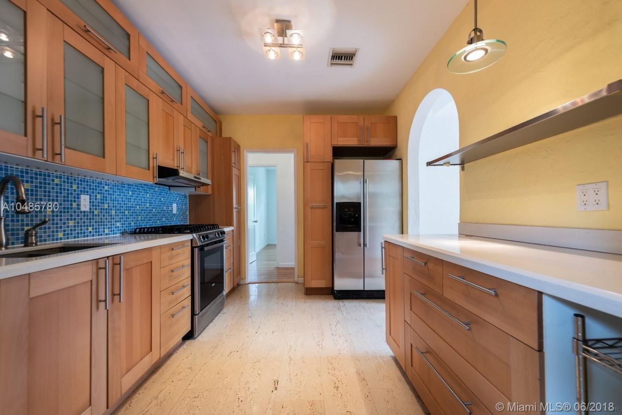 Дом в Майами, США, 150 м² - фото 11