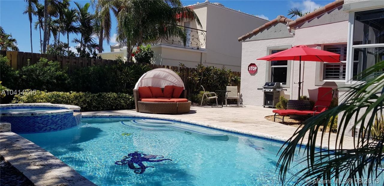 Дом в Майами, США, 190 м² - фото 9