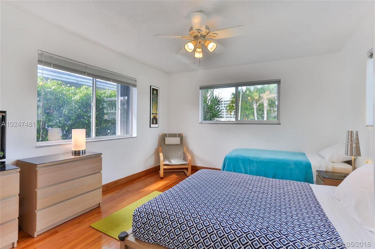 Дом в Майами, США, 220 м² - фото 4