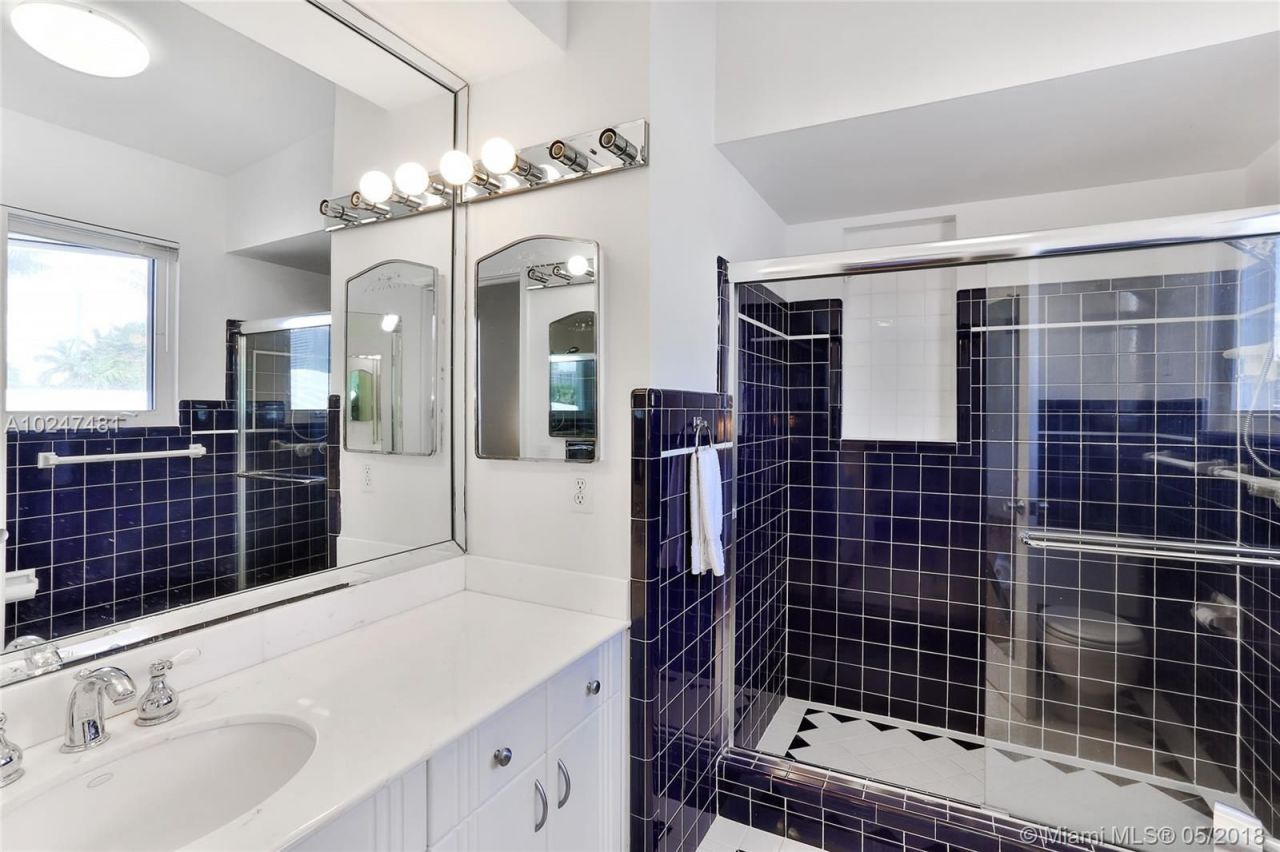 Дом в Майами, США, 220 м² - фото 9