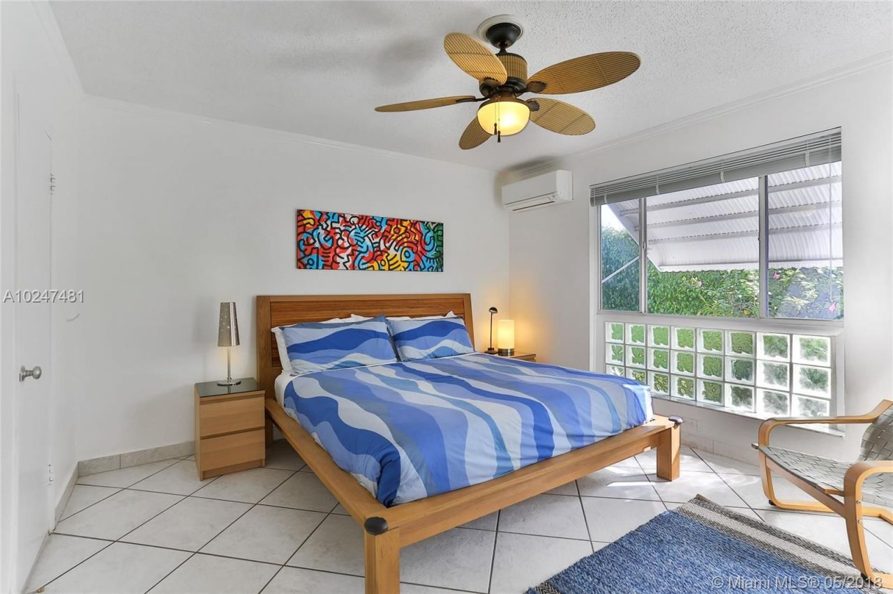 Дом в Майами, США, 220 м² - фото 8