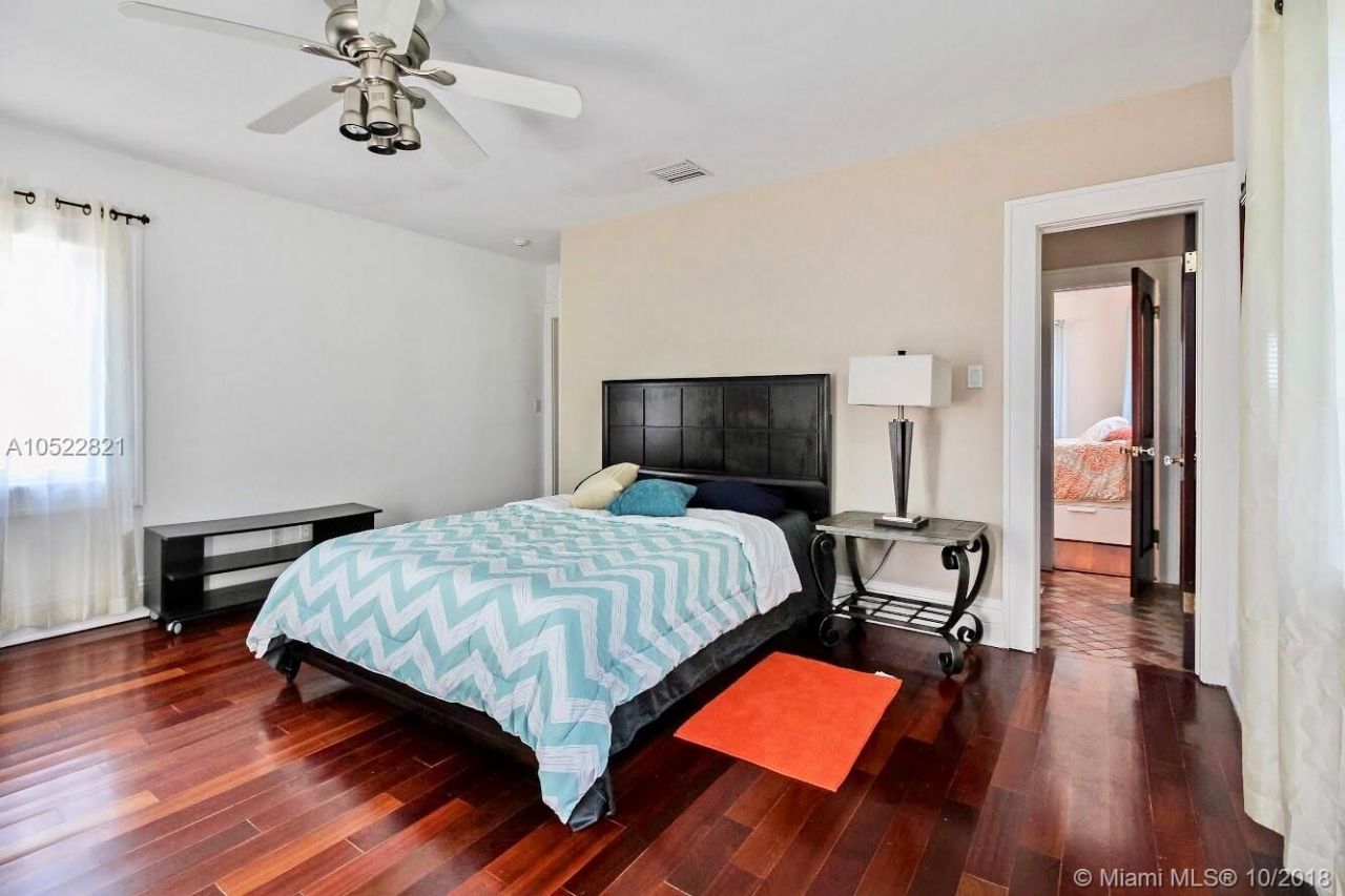 Дом в Майами, США, 240 м² - фото 10