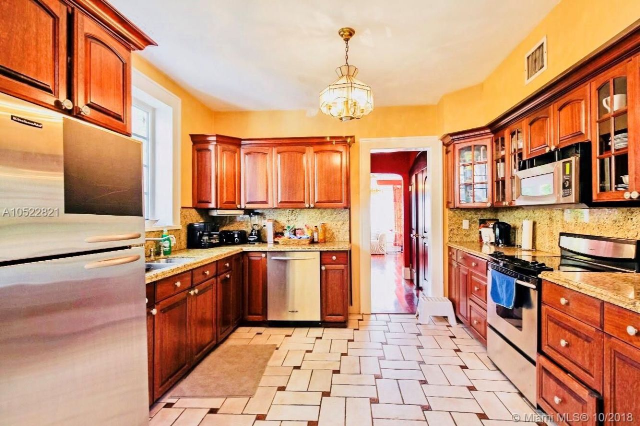 Дом в Майами, США, 240 м² - фото 13