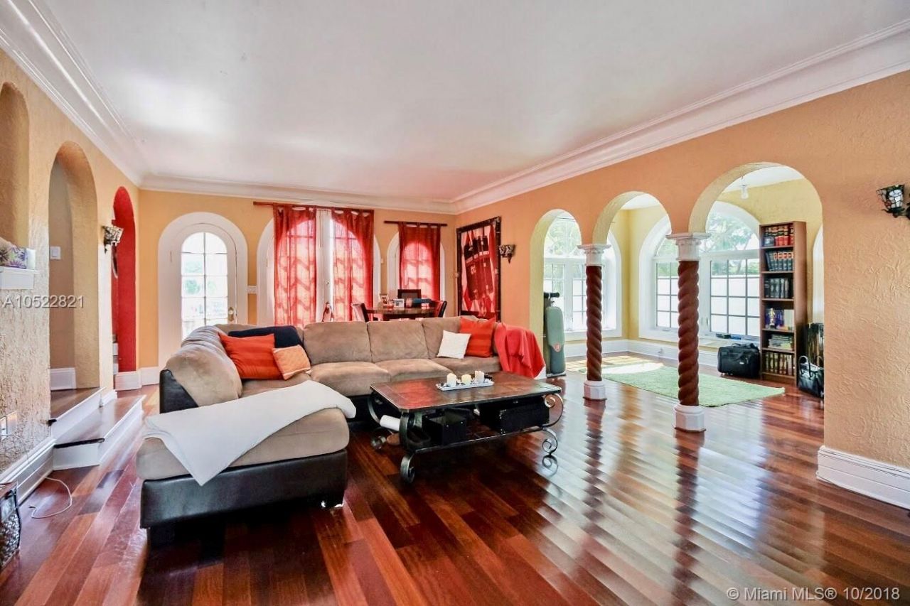 Дом в Майами, США, 240 м² - фото 17