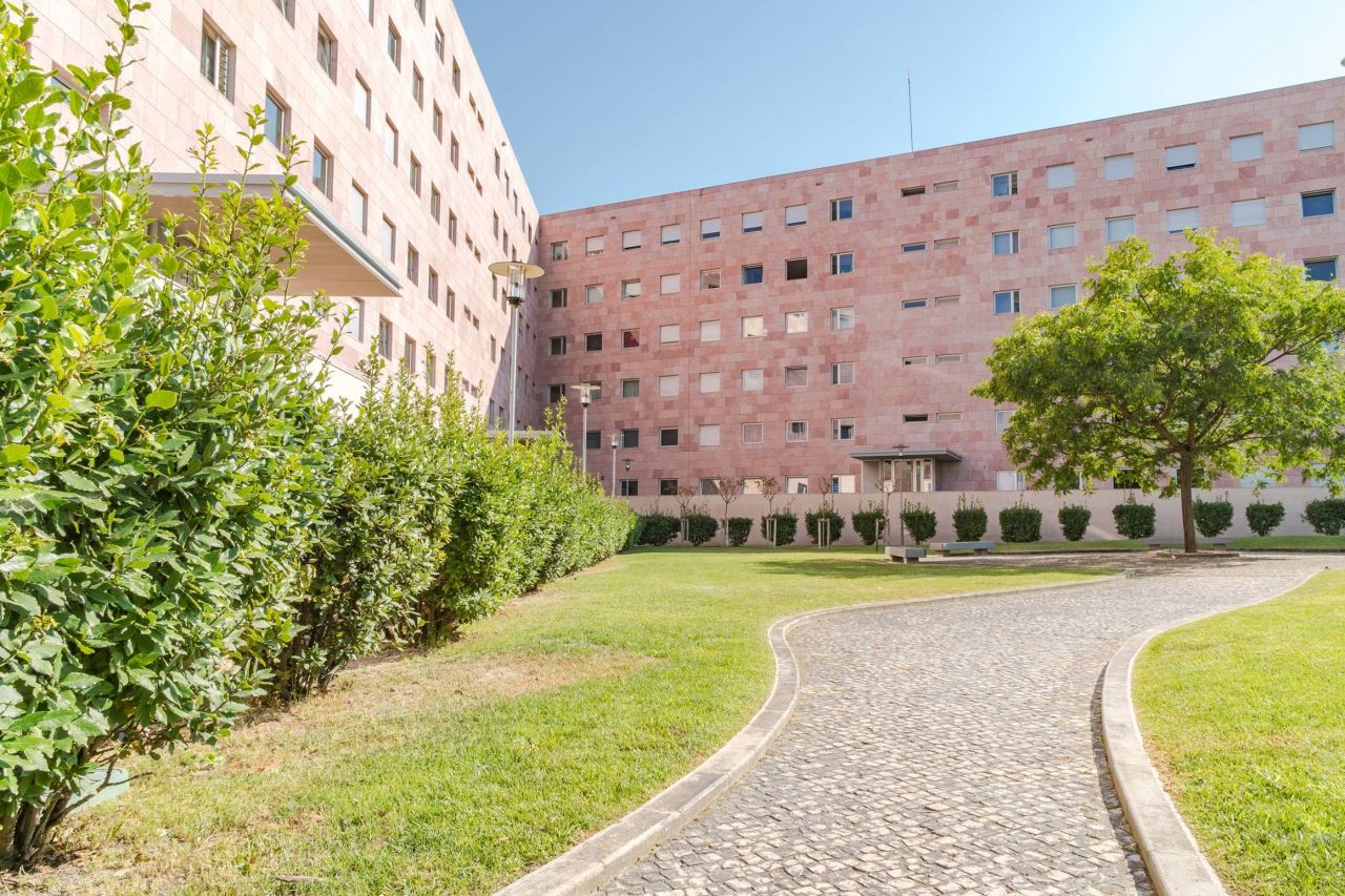 Квартира в Лиссабоне, Португалия, 107 м2 - фото 1