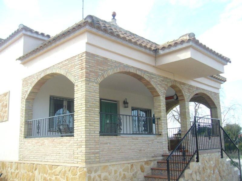 Дом в Кальоса-де-Сегуре, Испания, 250 м2 - фото 1