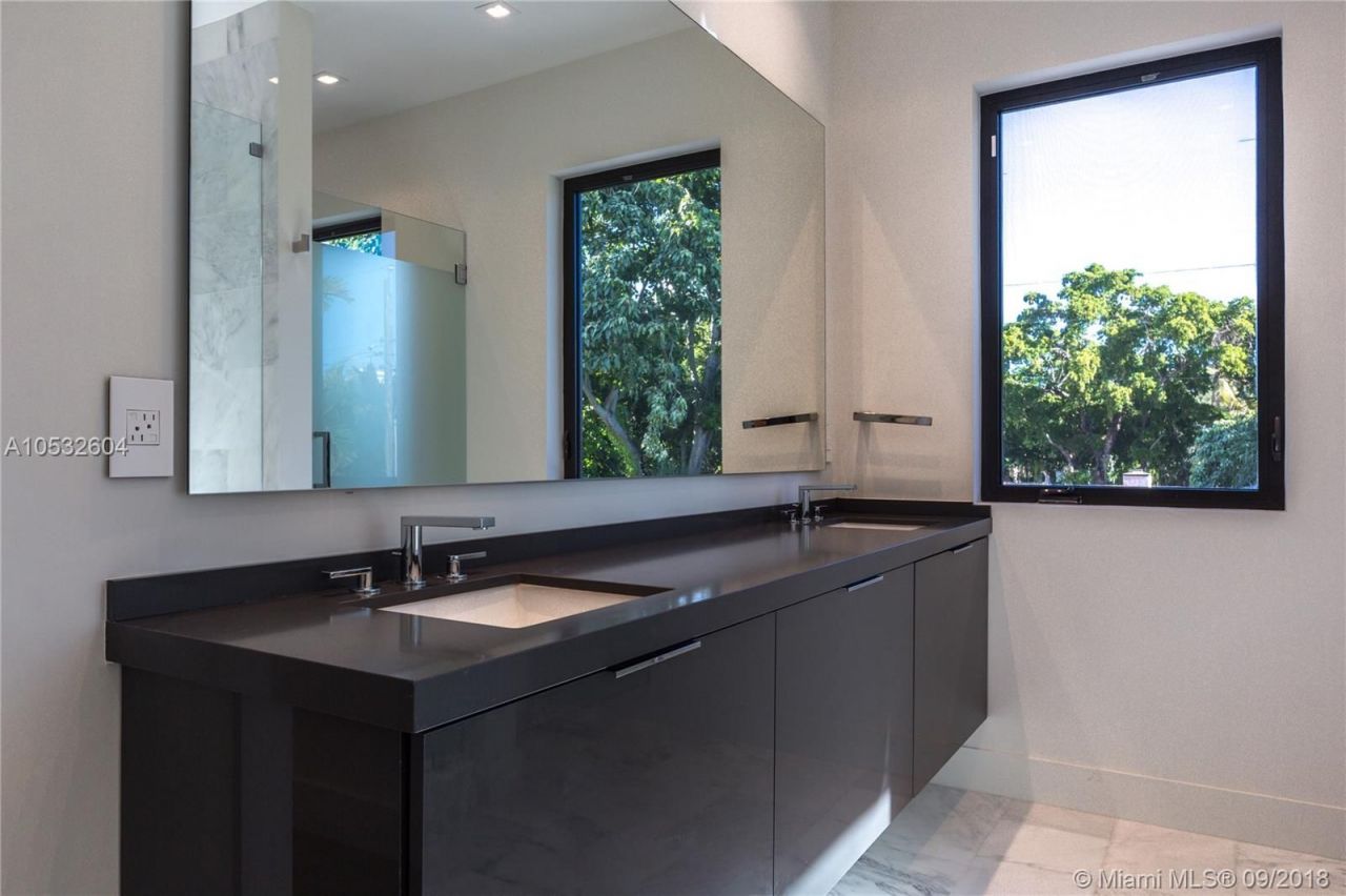 Вилла в Майами, США, 340 м² - фото 9