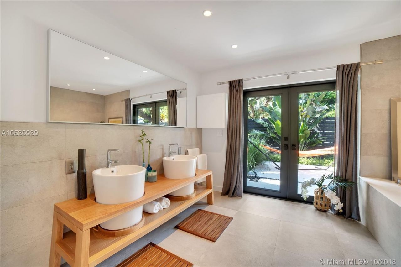 Вилла в Майами, США, 280 м² - фото 7