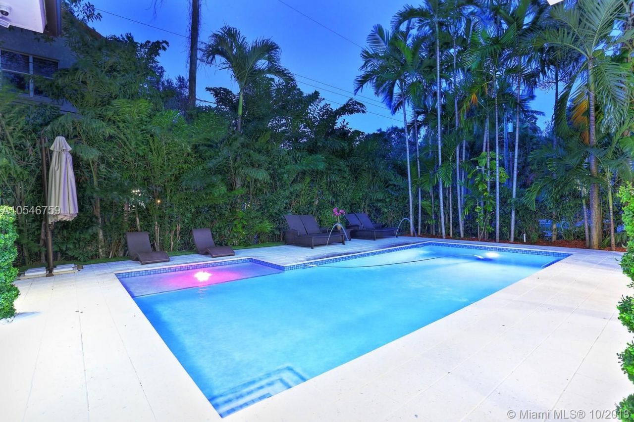 Вилла в Майами, США, 380 м² - фото 7