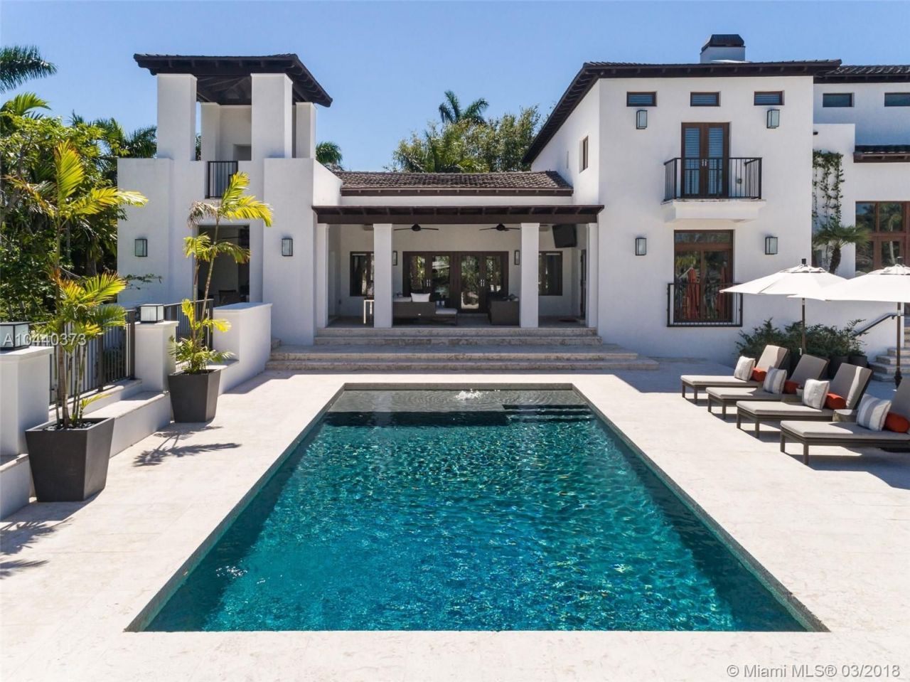 Вилла в Майами, США, 1 400 м² - фото 2