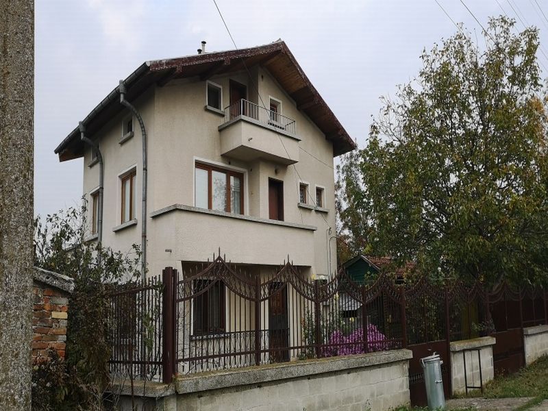Дом в Трыстиково, Болгария, 220 м2 - фото 1