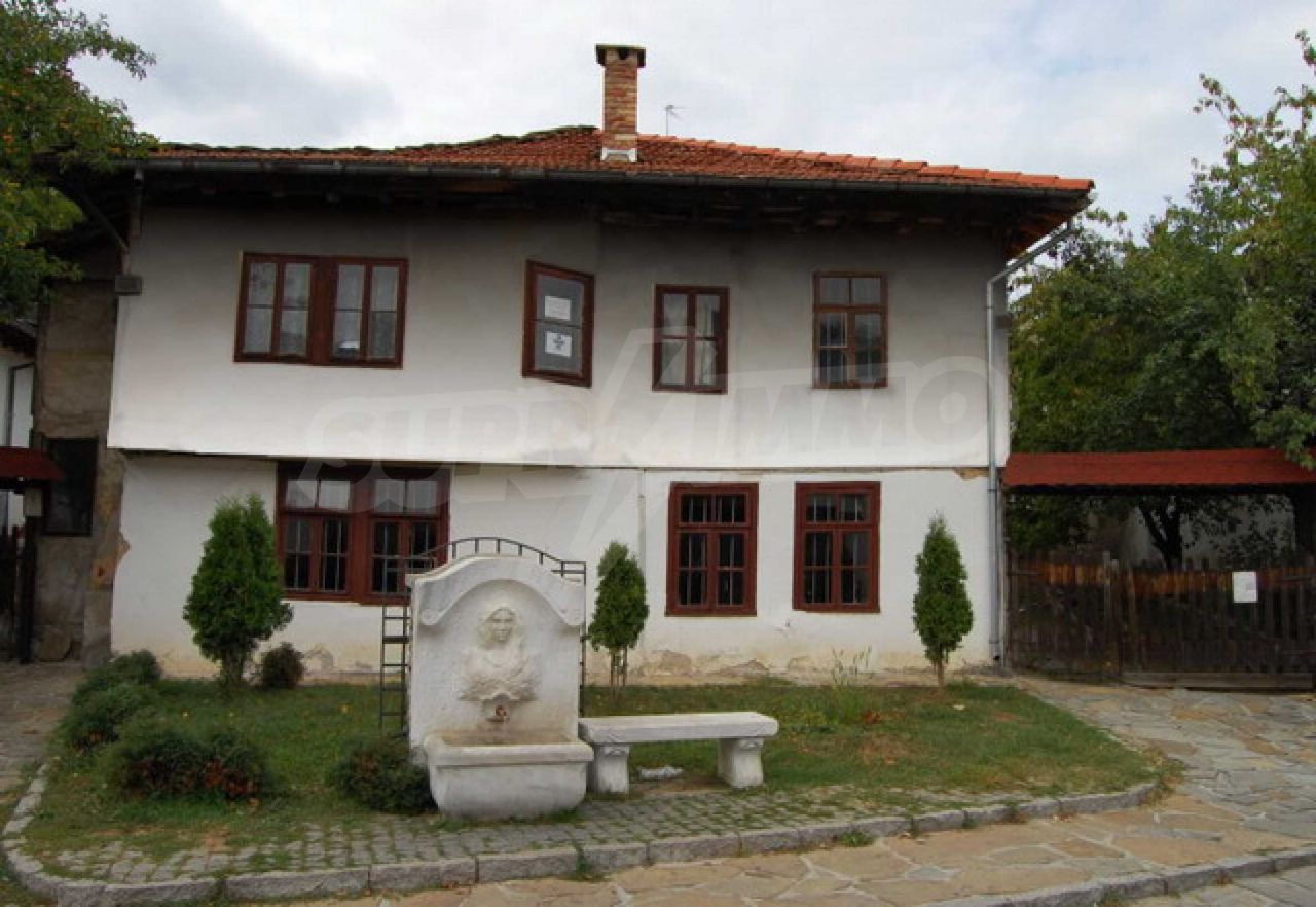 Дом в Габрово, Болгария, 130 м2 - фото 1