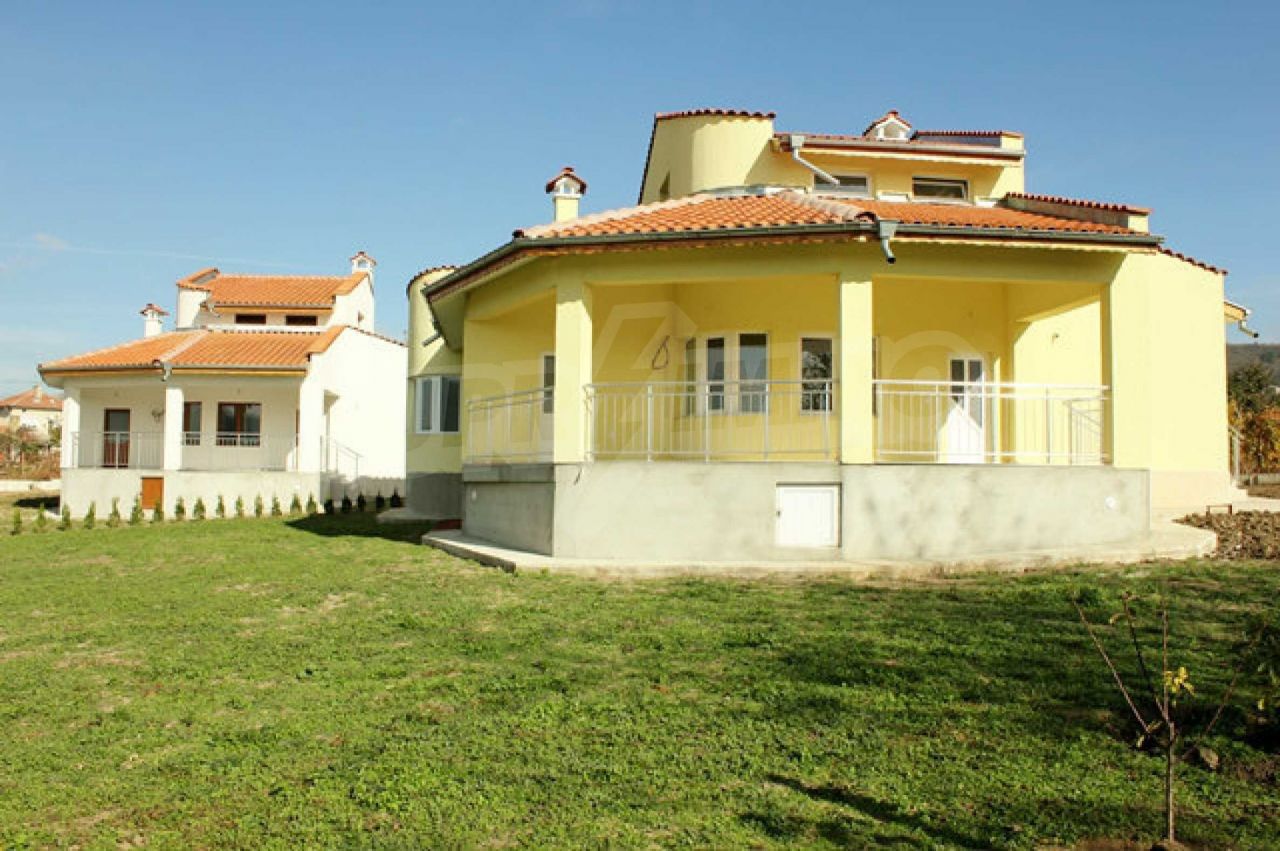 Дом в Балчике, Болгария, 233 м2 - фото 1