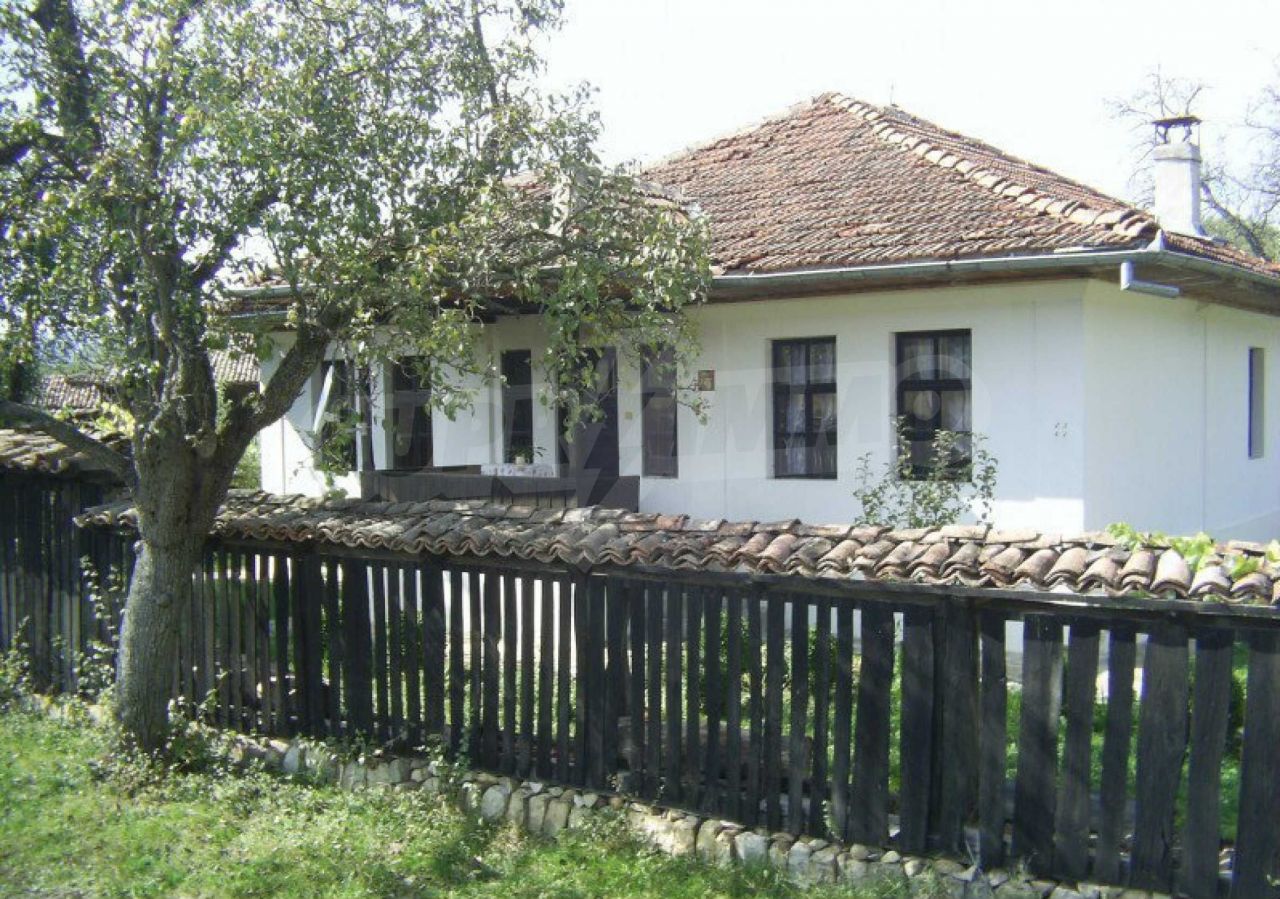 Дом в Велико Тырново, Болгария, 230 м2 - фото 1