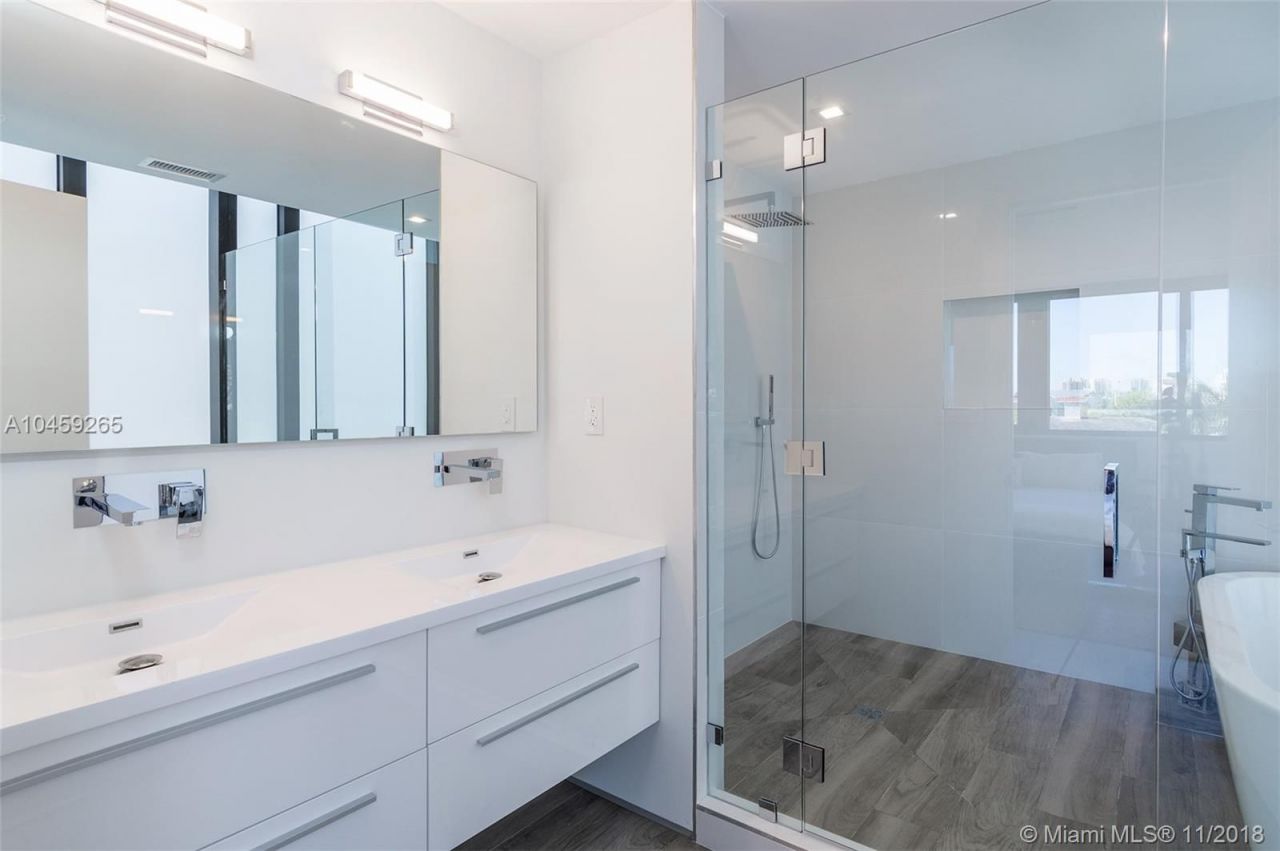 Таунхаус в Майами, США, 250 м² - фото 9