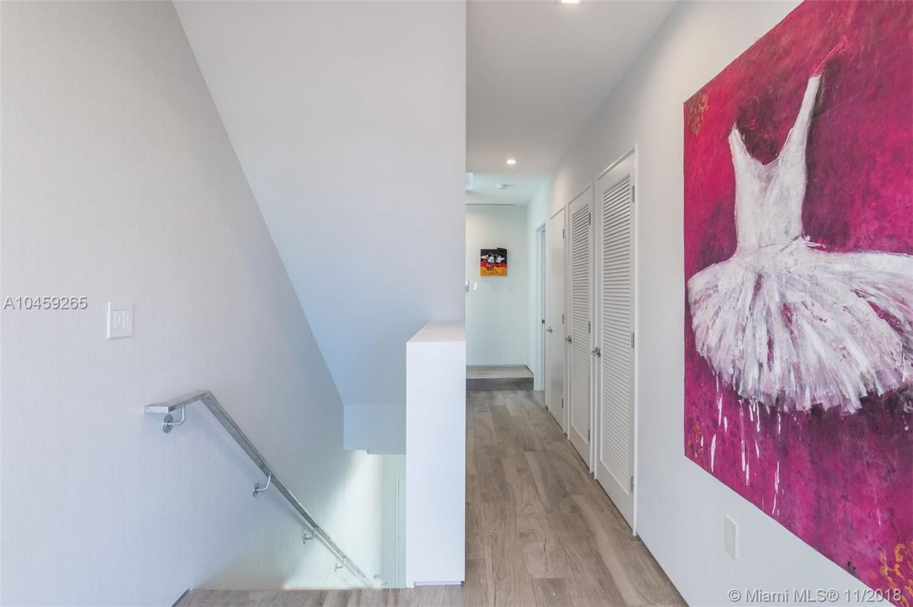 Таунхаус в Майами, США, 250 м² - фото 8