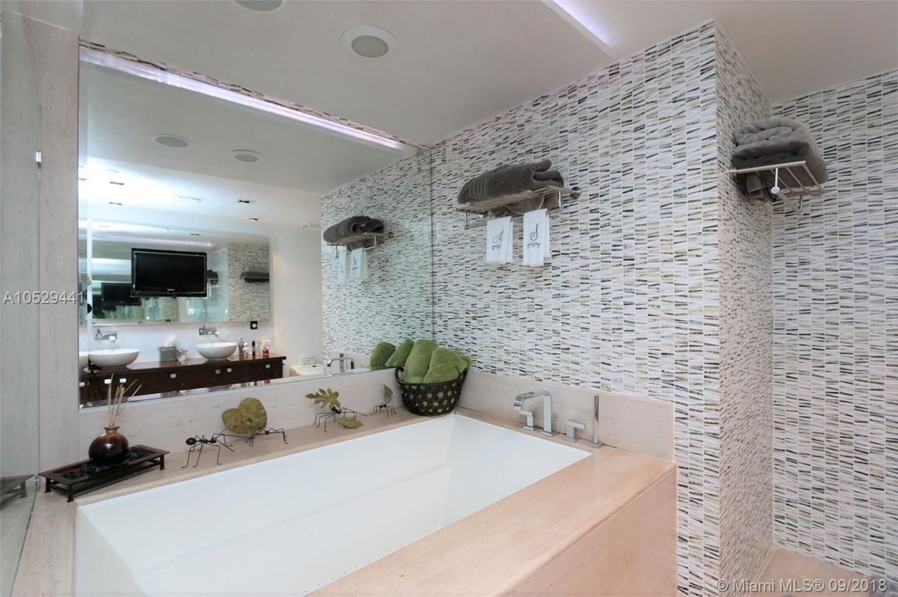 Квартира в Майами, США, 174 м² - фото 11