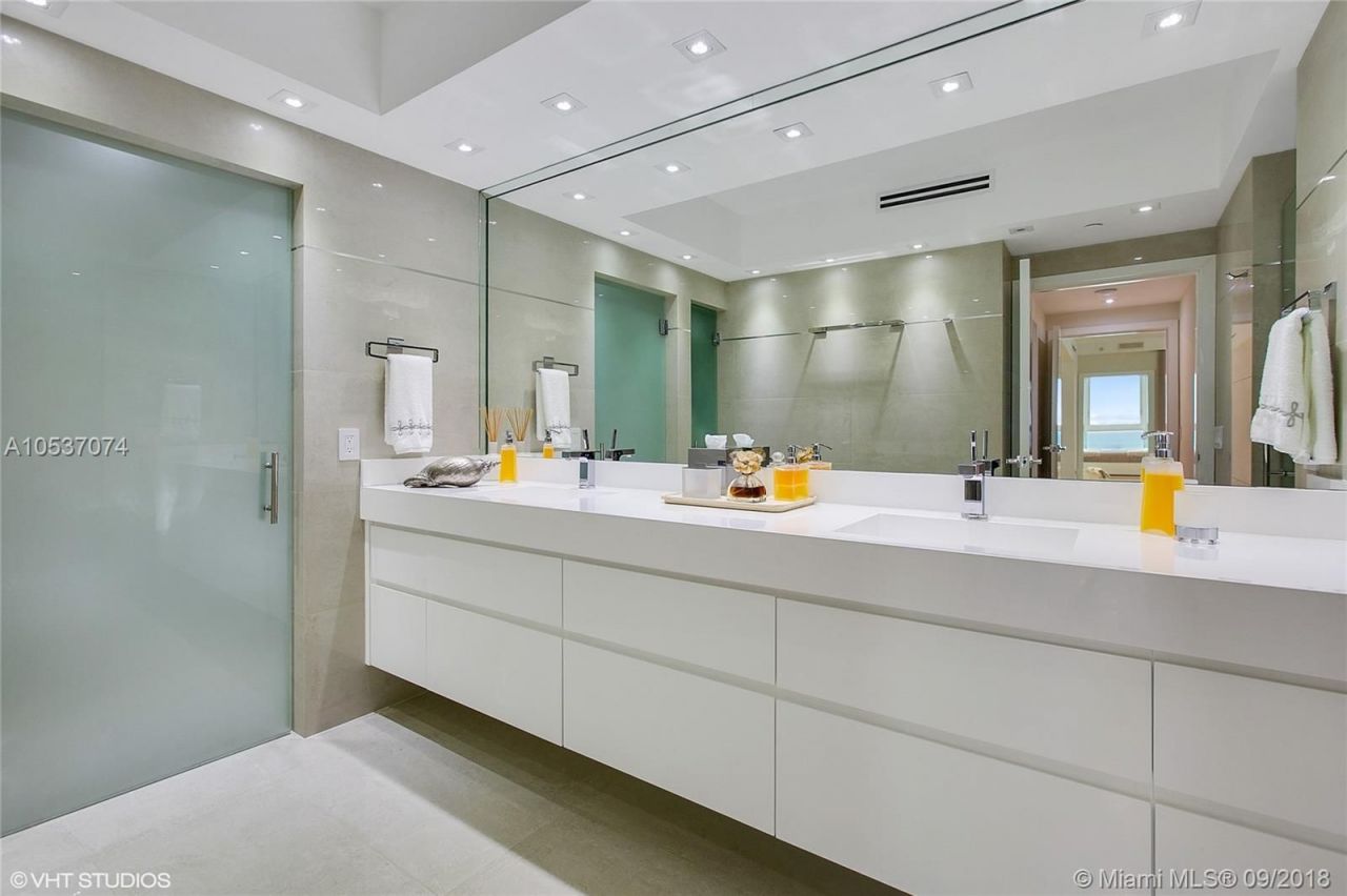 Апартаменты в Майами, США, 200 м² - фото 13