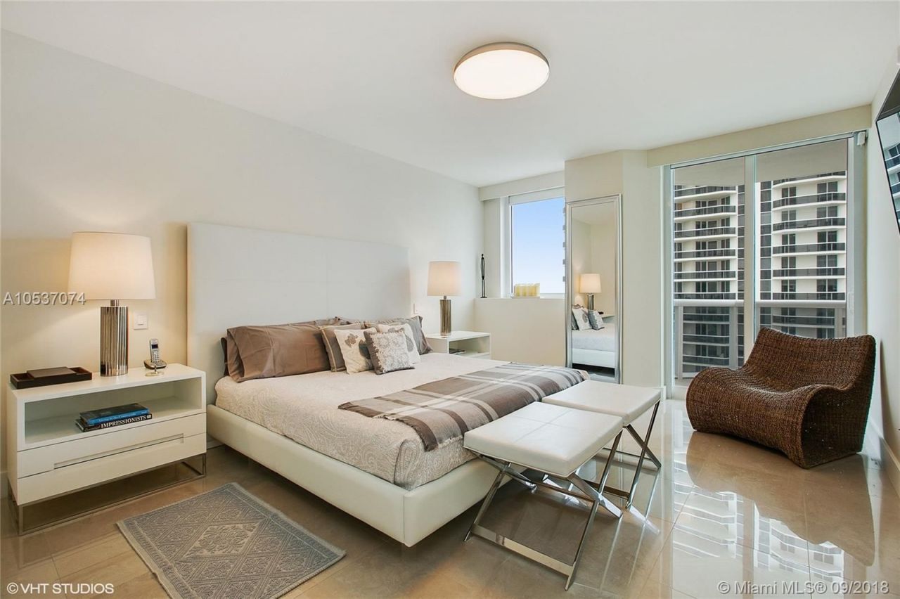 Апартаменты в Майами, США, 200 м² - фото 14