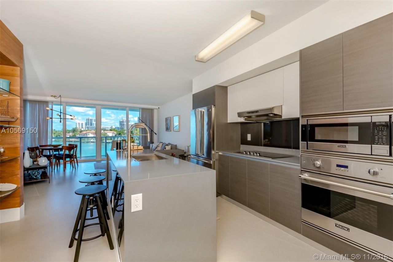 Апартаменты в Майами, США, 110 м² - фото 15