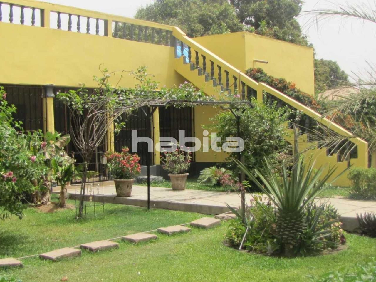 Дом Sanyang, Гамбия, 305 м2 - фото 1