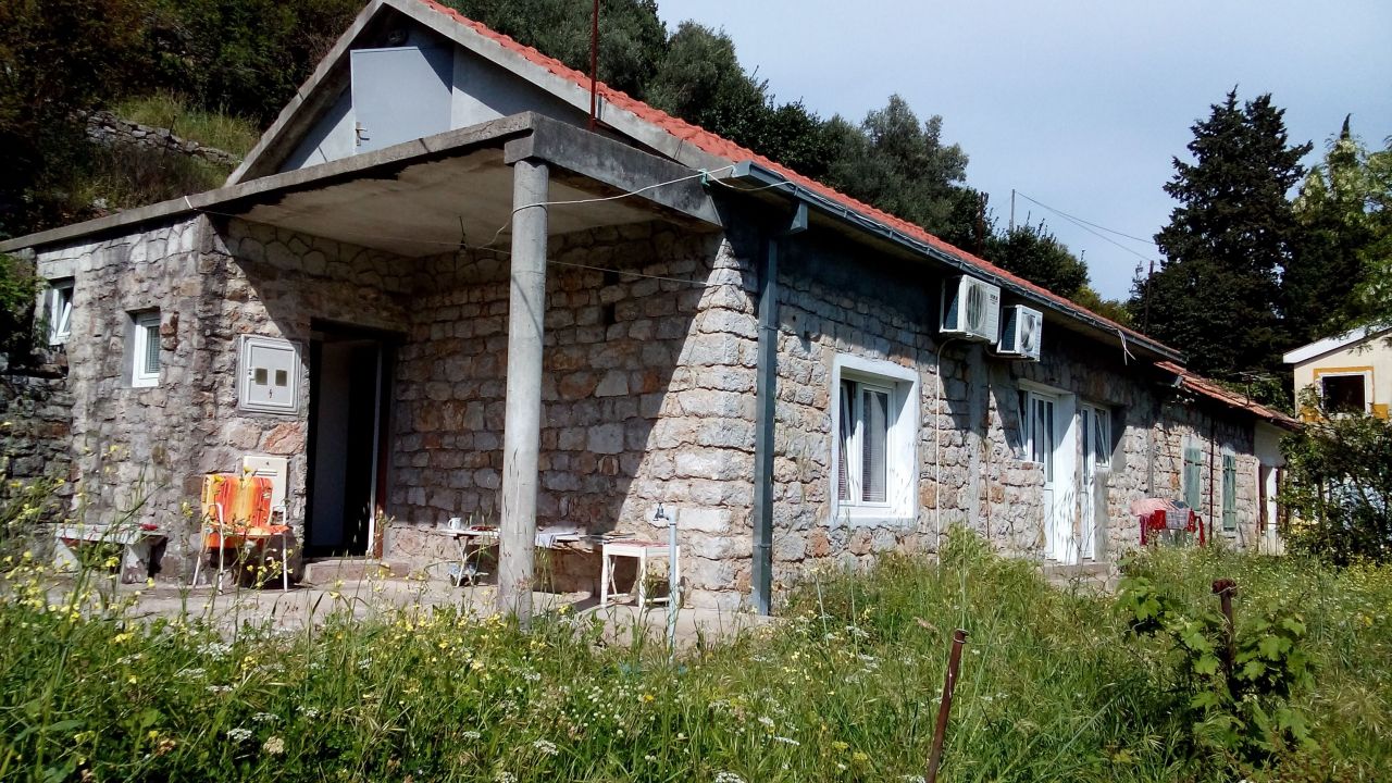 Дом в Кумборе, Черногория, 89 м2 - фото 1