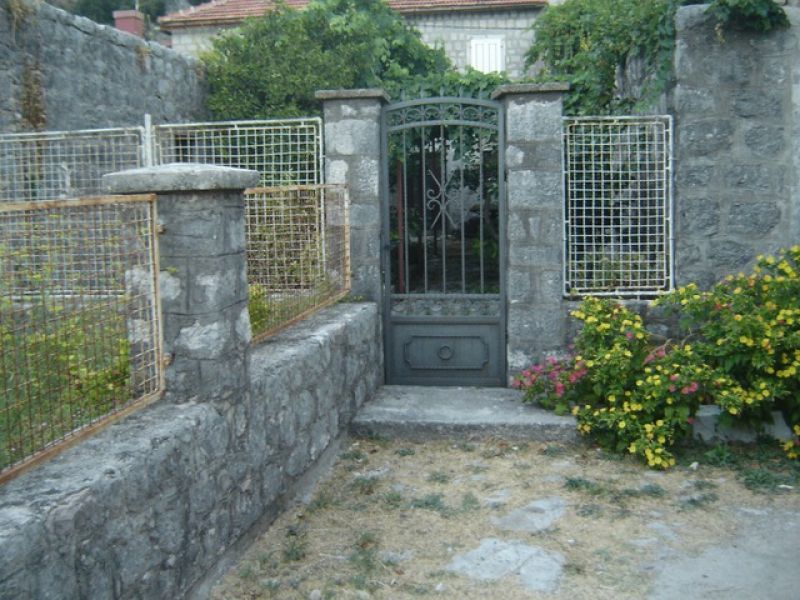 Дом в Рисане, Черногория, 171 м2 - фото 1