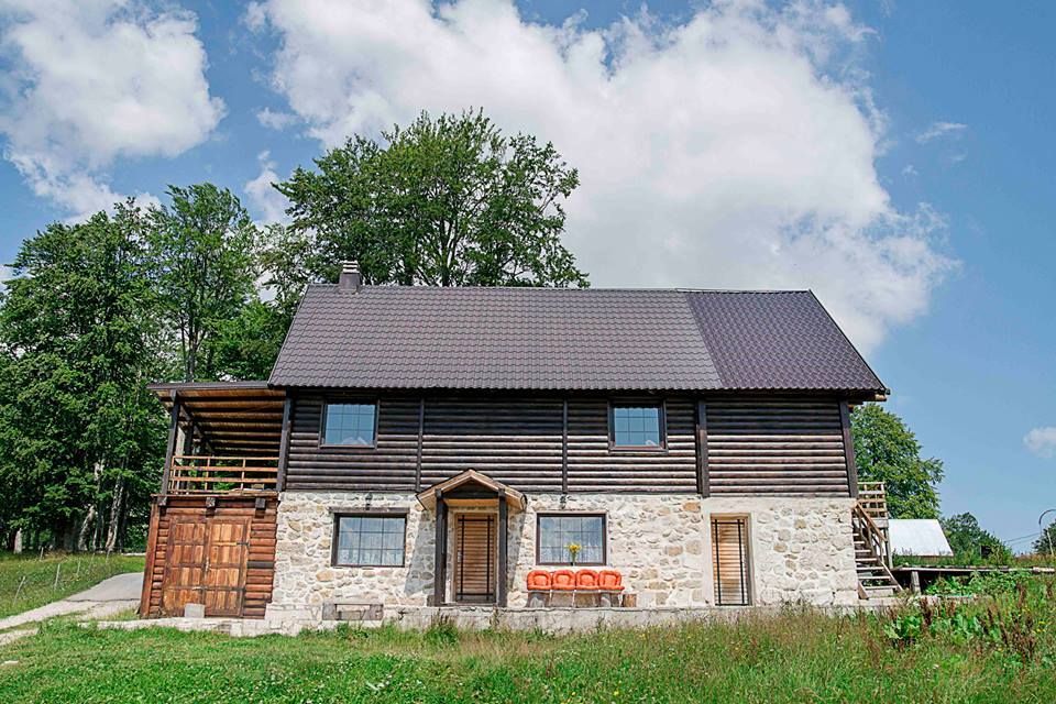 Дом в Жабляке, Черногория, 1 500 м2 - фото 1