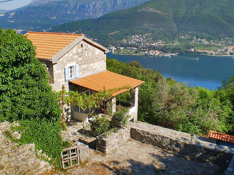 Дом на полуострове Луштица, Черногория, 236 м2 - фото 1