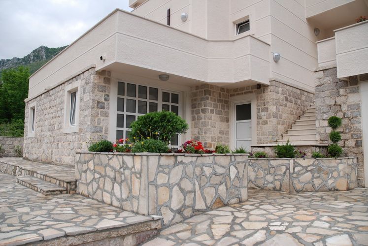 Коммерческая недвижимость в Прчани, Черногория, 450 м² - фото 3