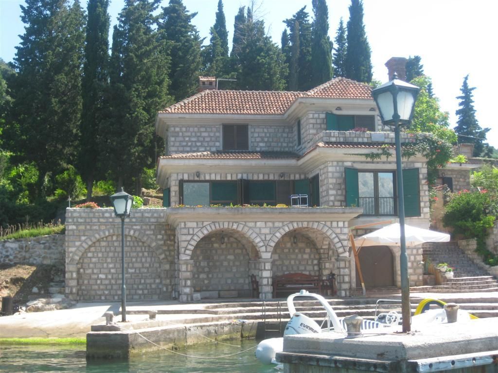 Вилла в Которе, Черногория, 350 м² - фото 3