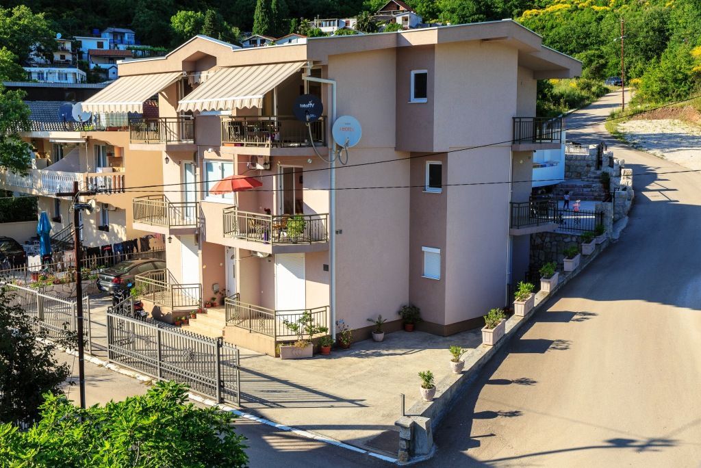 Отель, гостиница в Чани, Черногория, 372 м² - фото 3