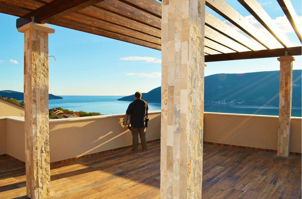 Квартира в Херцег-Нови, Черногория, 270 м² - фото 3