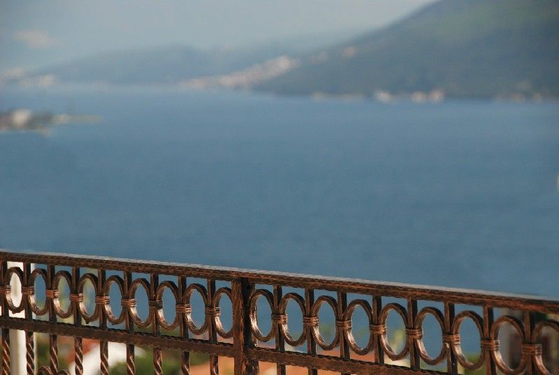 Вилла в Херцег-Нови, Черногория, 700 м² - фото 4