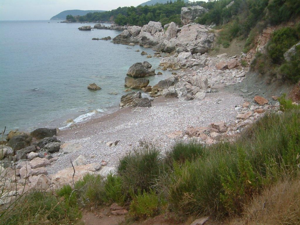 Коммерческая недвижимость в Баре, Черногория - фото 2