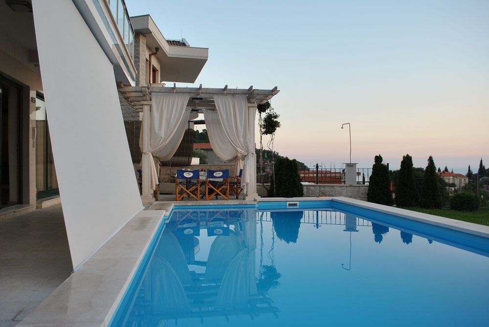 Вилла в Режевичах, Черногория, 200 м² - фото 4