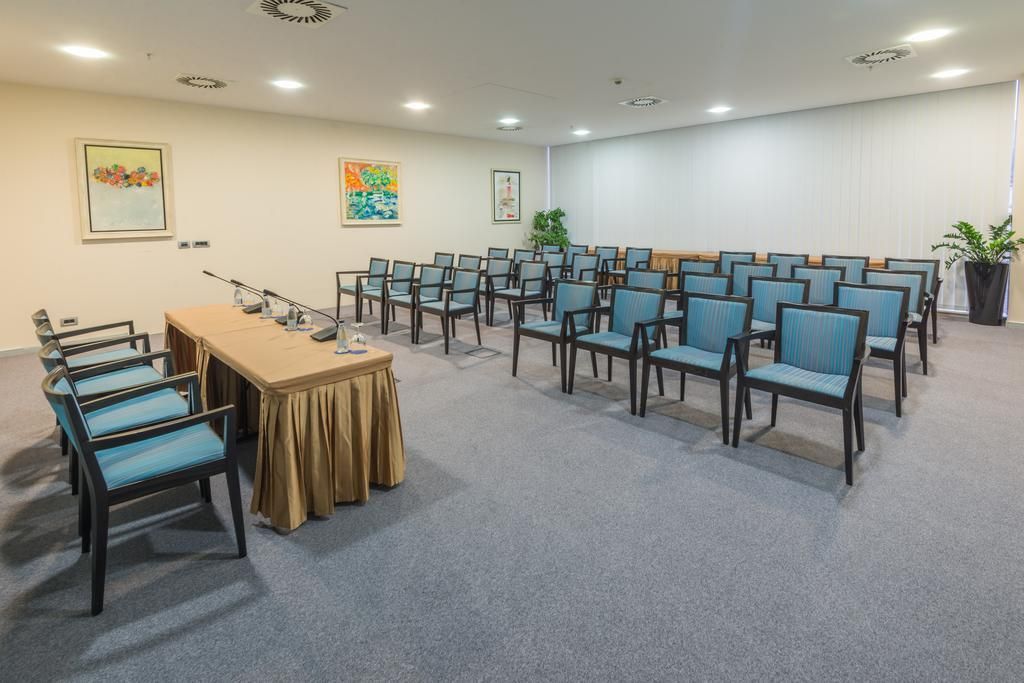 Кафе, ресторан в Будве, Черногория, 70 м² - фото 5