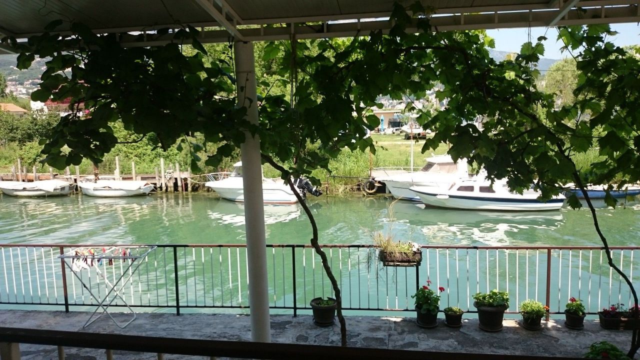 Дом в Херцег-Нови, Черногория, 160 м² - фото 6