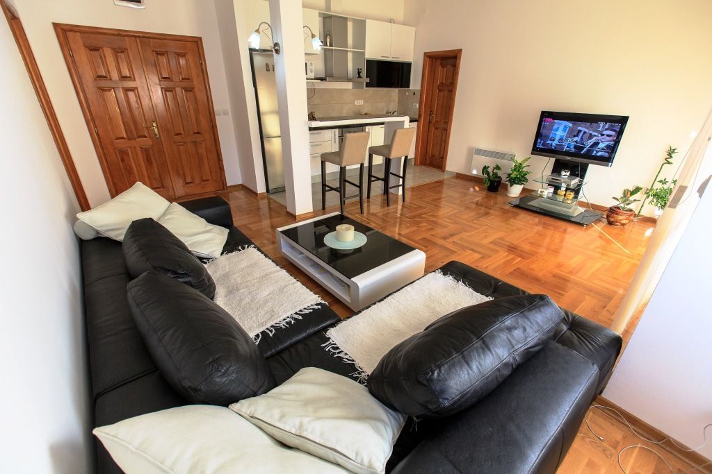 Отель, гостиница в Чани, Черногория, 372 м² - фото 8